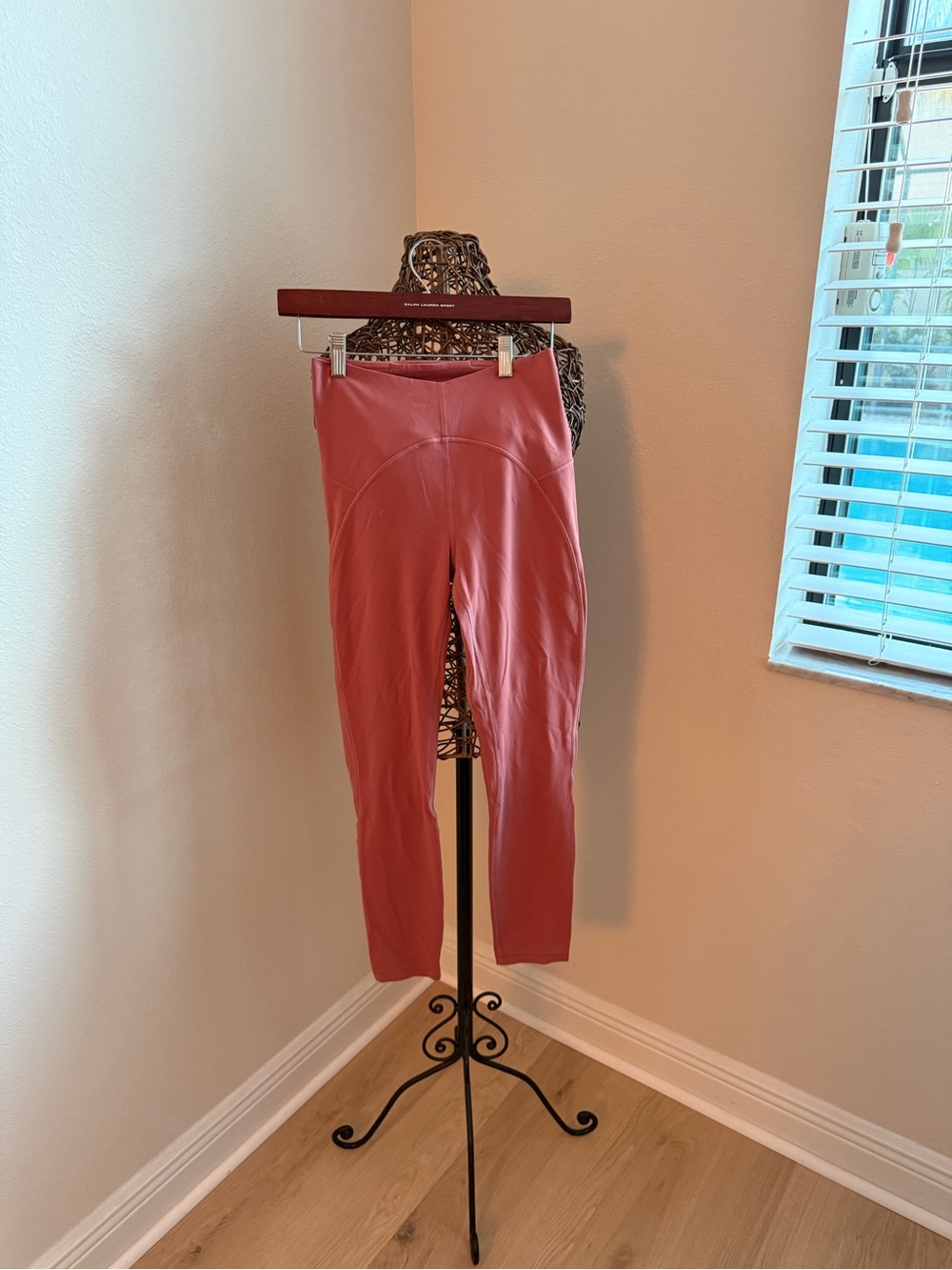 lululemon athletica Dusty Rose Leggings